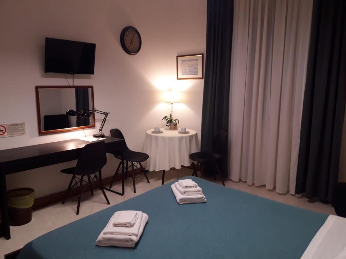 Guest Room Via Dei Passeri Кальяри Экстерьер фото